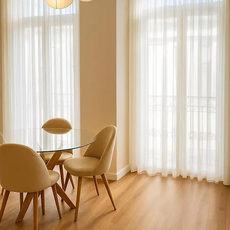 Glamour Aparthotel *