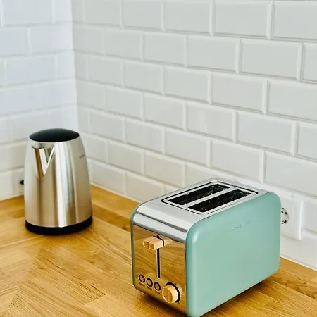 Glamour 4*