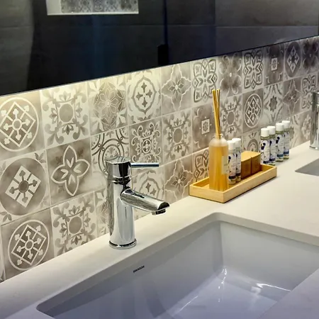 Apart-hotel Glamour 4*