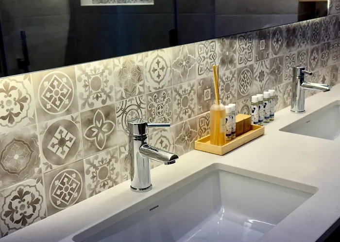 Apart-hotel Glamour 4*